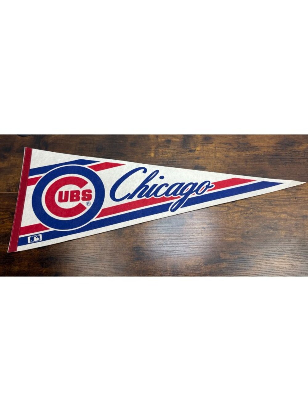 Chicago Cubs MLB Vintage Felt Pennant Triangle Flag 30 inches
